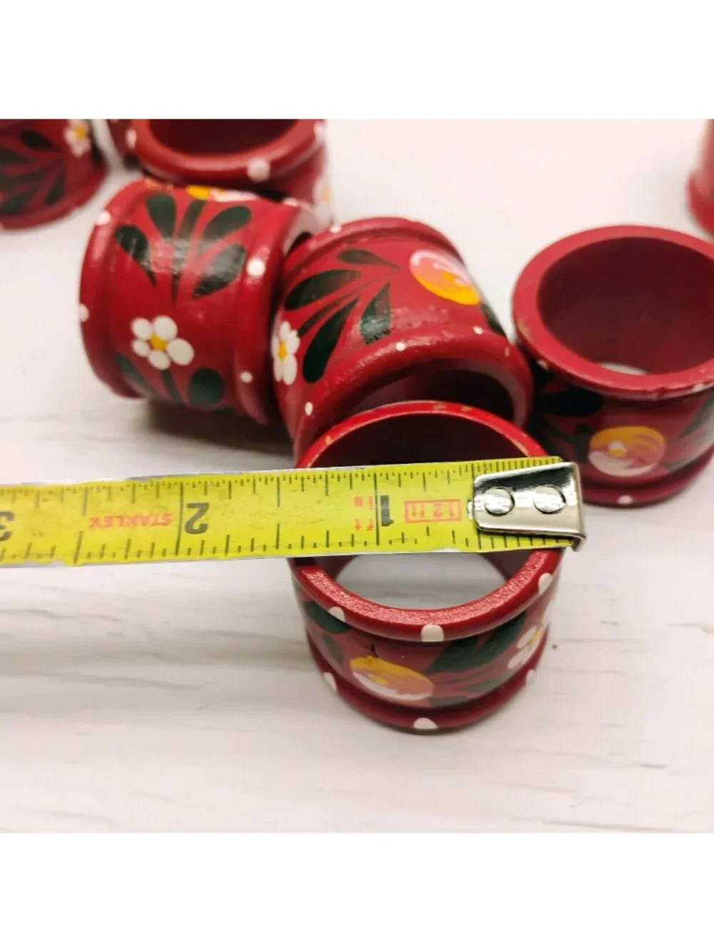 Vtg Scandinavian Hand Painted Floral Wood Lacquerware Napkin Rings Red Set of 10